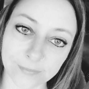 Meet your Posher, Pam